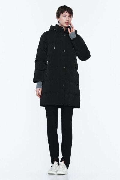 Hooded puffer anorak with wind protection