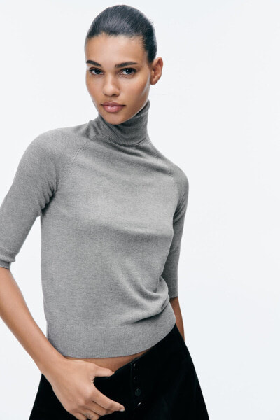 High neck knit sweater