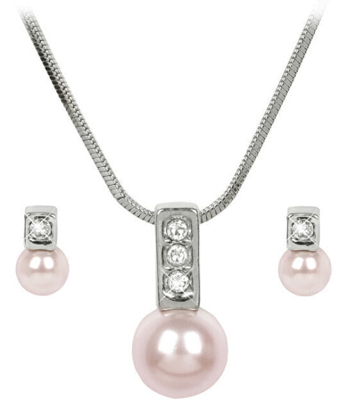 A charming set of Pearl Caorle Rosaline necklaces and earrings