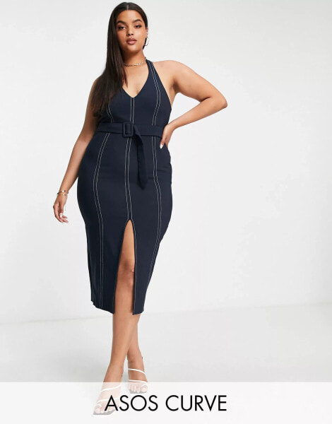 ASOS DESIGN Curve – Midi-Bleistiftkleid in Marineblau mit Neckholder-Träger, Kontrastnaht und Gürtel