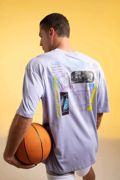 Fit NBA Los Angeles Lakers Oversize Fit Bisiklet Yaka Kısa Kollu Tişört