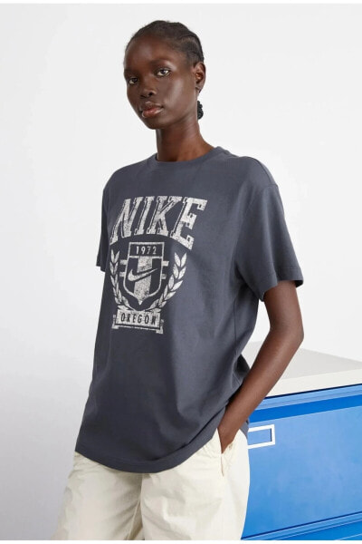Футболка большого размера с коротким рукавом для дам Nike Sportswear Fleece Boyfriend Oversize