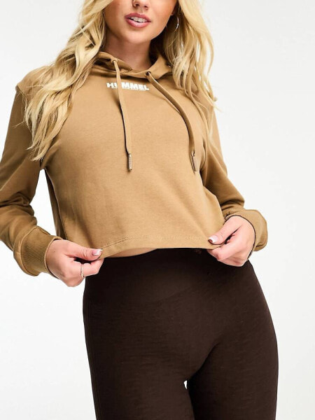 Hummel Cropped brush back hoodie in camel