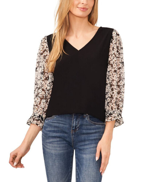 Women's Floral V-Neck Mix-Media 3/4-Sleeve Knit Top