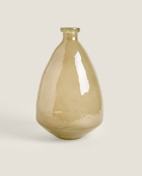 Glass vase