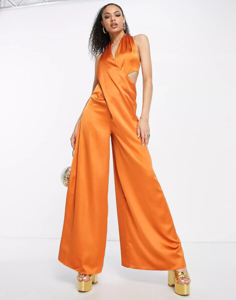 ASOS DESIGN – Jumpsuit in Kupfer mit drapierter überkreuzter Vorderseite und Zierausschnitt