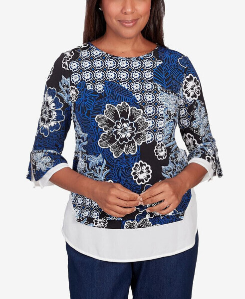 Women's Downtown Vibe Floral Flutter Sleeve Top with Woven Trim