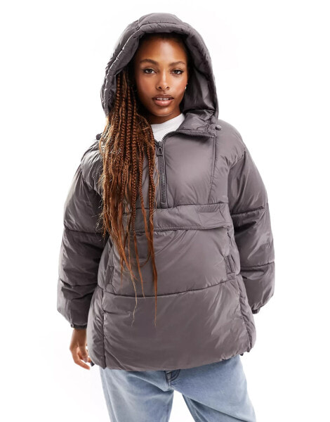 Only – Wattierte Jacke in Grau