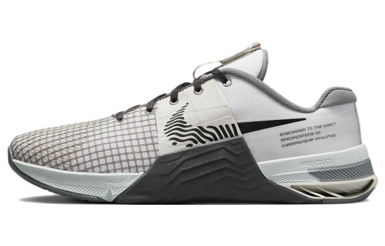 Кроссовки тренировочные Nike Metcon 8 серого цвета