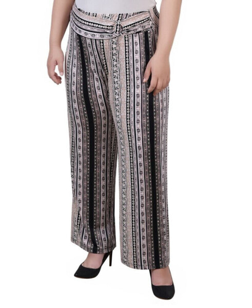 Plus Size Cropped Pull On Pants with Faux Belt