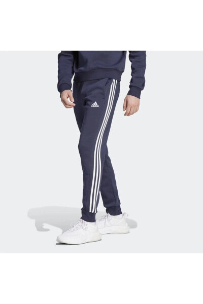 Брюки спортивные Adidas Essentials Fleece 3-Stripes Tapered Cuff