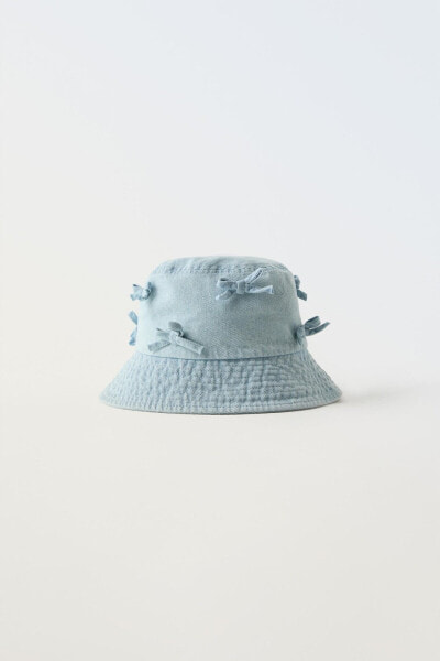 Denim bucket hat with bows