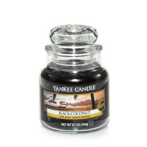 Свеча ароматическая Yankee Candle Classic маленькая Черный Кокос 104 г