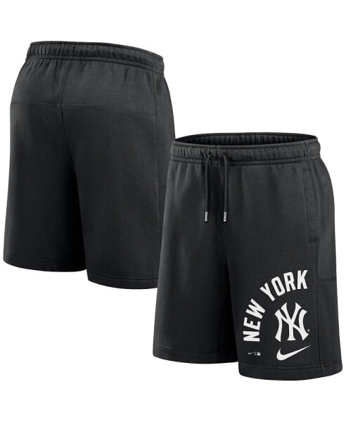 Men's Black New York Yankees Arched Kicker Shorts