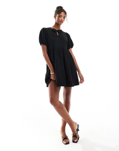 New Look bow front mini smock dress in black