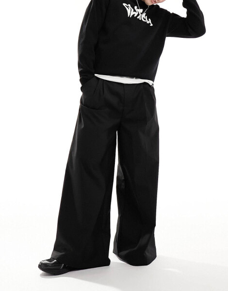 COLLUSION wide leg tailored trouser in black