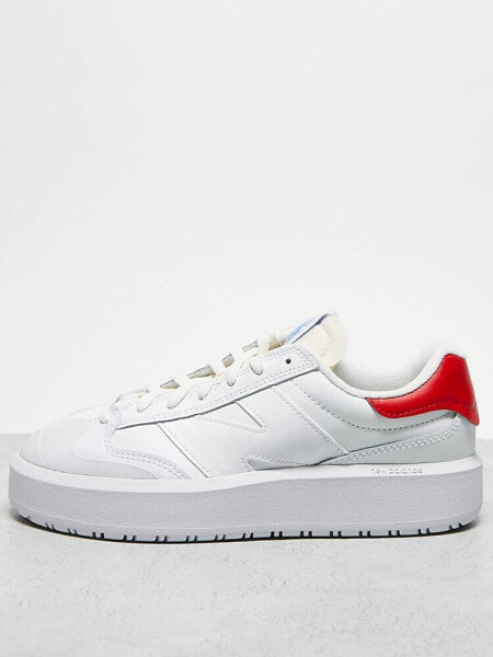 New Balance CT302 trainers in white and red