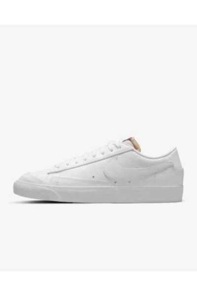 Beyaz - Blazer Low 77