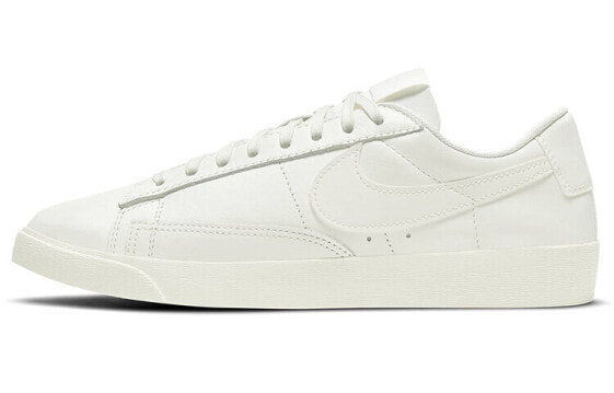 Nike Blazer Low LE AV9370-120 Sneakers