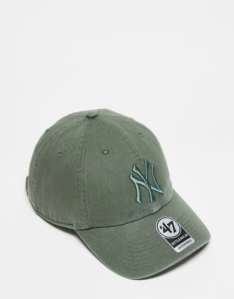 47 New York Yankees tonal clean up cap in washed khaki