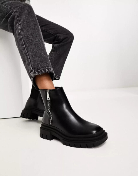 Pimkie faux leather zip detail flat boots in black