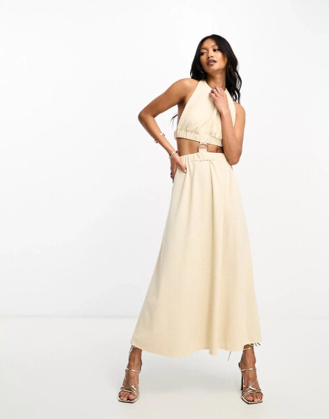 ASOS DESIGN – Midikleid in Cremeweiß mit Neckholder, Zierausschnitt am Rücken und D-Ring