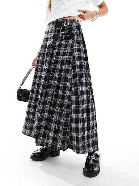 COLLUSION maxi kilt skirt in monochrome check