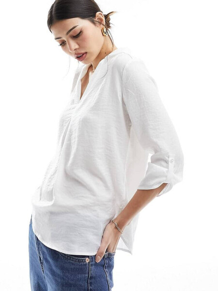 Pimkie hammered satin v neck shirt in white