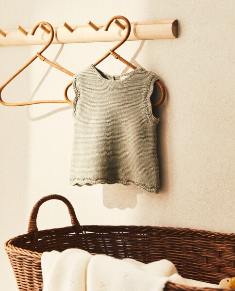 Children's chunky knit vest