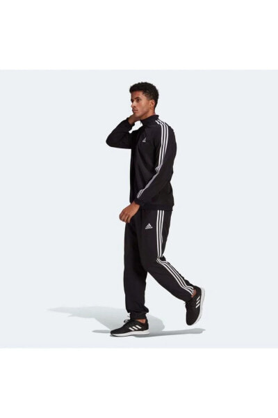 Спортивный костюм Adidas Essentials для мужчин черного цвета