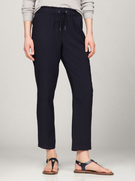 Tapered Drawstring Pant