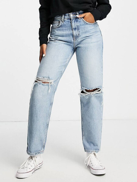 Only Robyn distressed straight leg jeans in light blue wash