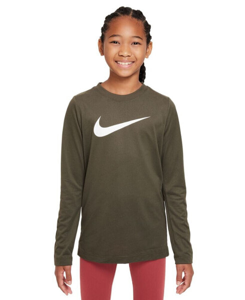 Футболка для малышей Nike Big Kids Dri-FIT Легендарная футболка для тренировок с длинным рукавом и принтом Лого.