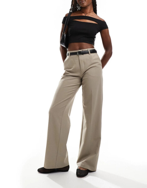 Stradivarius belted tailored trouser in beige