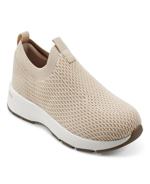 Women's Hoda Slip-On Round Toe Casual Sneakers