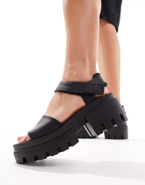 Timberland Everleigh platform sandal in black