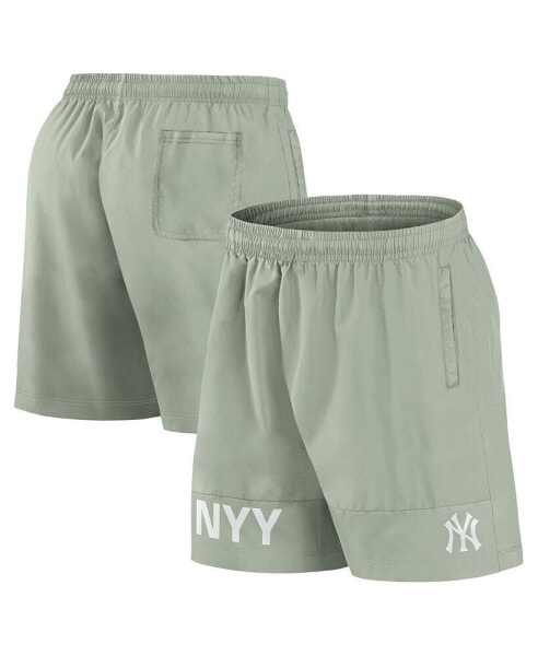 Men's Green New York Yankees Elements Swim Shorts