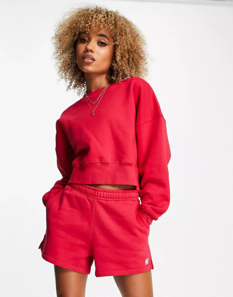 HIIT oversized sweatshirt in raspberry