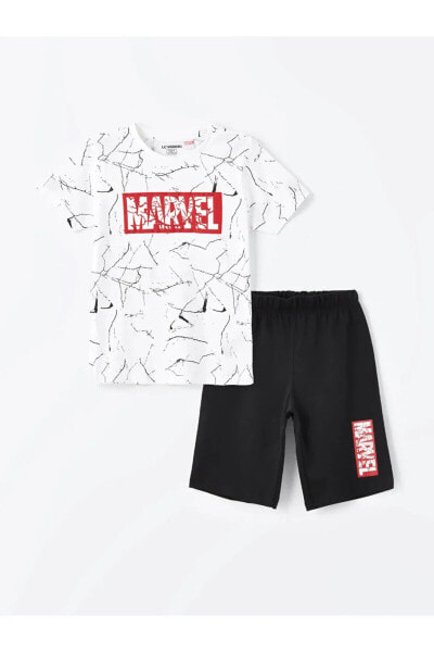 LCW Kids Bisiklet Yaka Marvel Baskılı Kısa Kollu Erkek Çocuk Şortlu Pijama Takımı