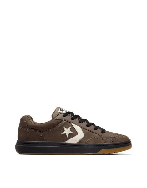 Converse Pro Blaze Classic Ox trainers in brown