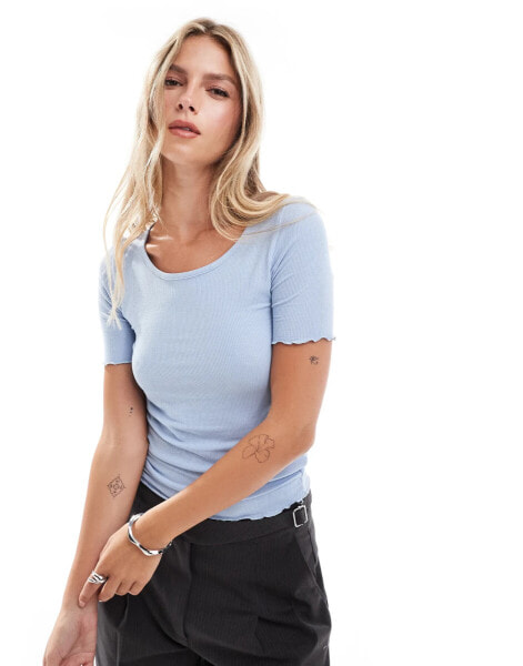 Brave Soul basic 3/4 sleeve tshirt with fluted edge hem in blue