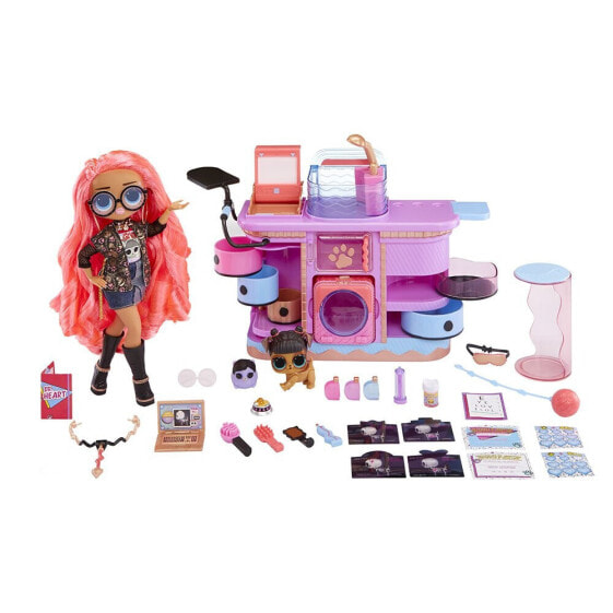 LOL SURPRISE Omg I Am Playset Veterinary Clinic Doll