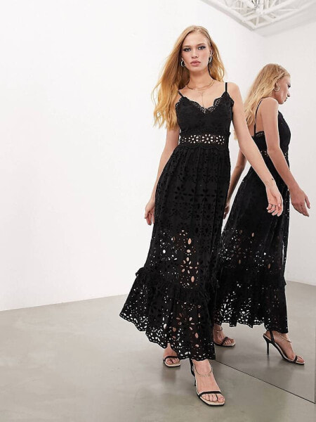 ASOS EDITION – Tailliertes Midi-Trägerkleid in Schwarz mit Lochstickerei