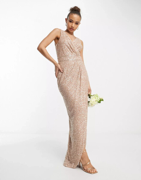 Beauut – Bridesmaid – Langes Brautjungfernkleid in Taupe mit Wickeldesign