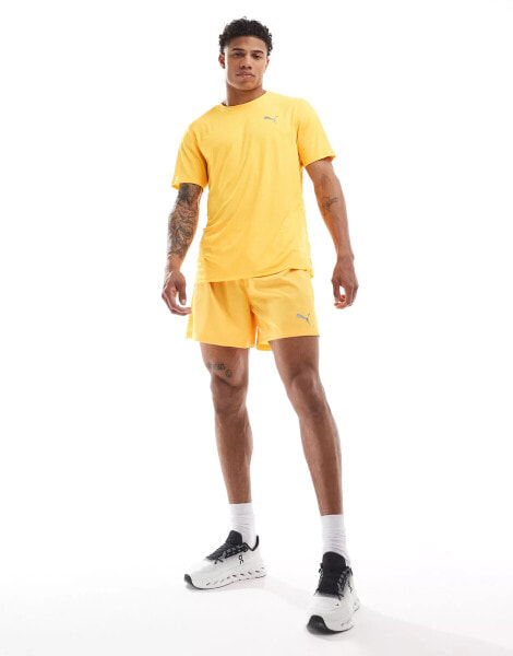 Puma Run Favourite Velocity 5"" shorts in sun stream