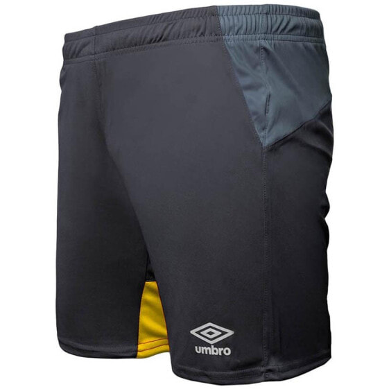 UMBRO Core Training Woven Shorts