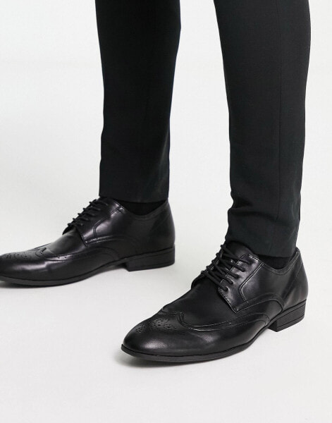 New Look plain brogues in black