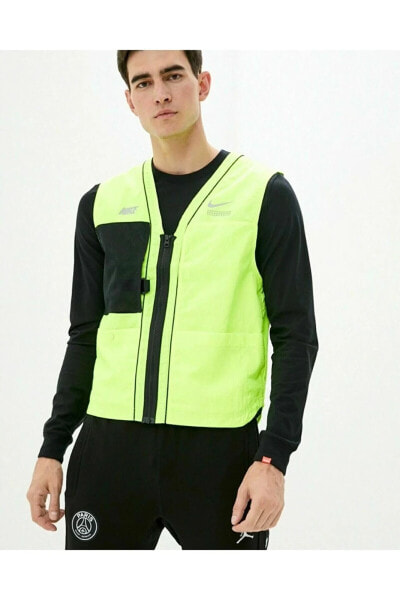 Спортивная одежда для мужчин, жилет Nike Dna Volt/black Woven