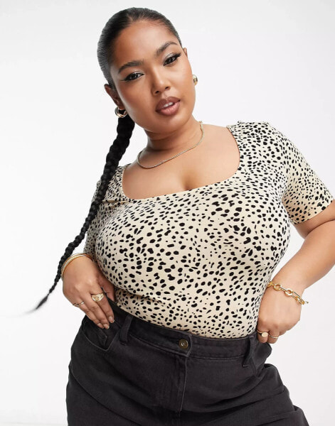 ASOS DESIGN Curve skinny fit t-shirt body in mini leopard print