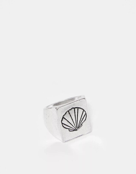 Reclaimed Vintage unisex doodly shell ring in silver